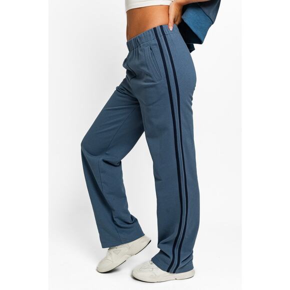 Daily Athletic Straight Leg Sweatpant - Picture 3 of 4